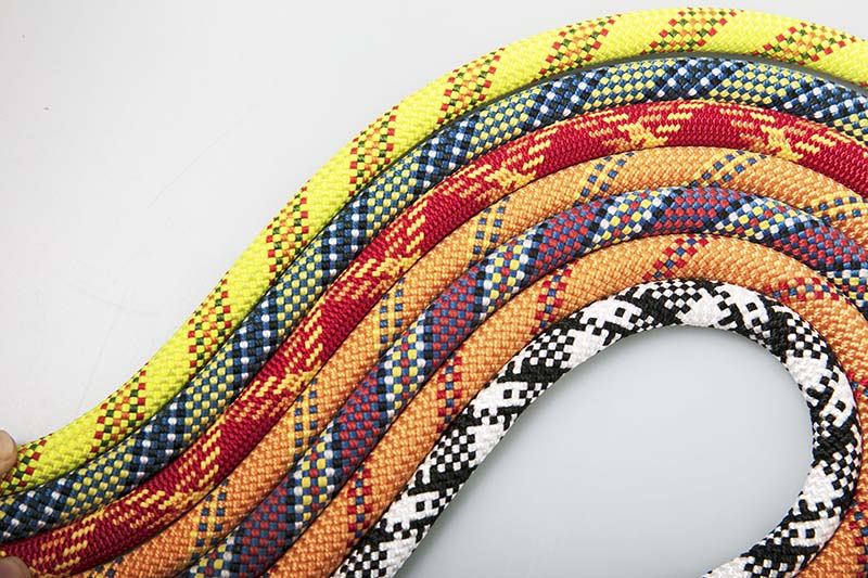 攀巖繩和登山繩索的特性 攀巖繩和登山繩索的特性